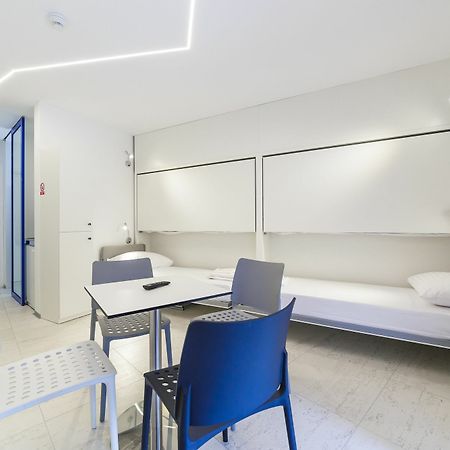 Hotel Pansion Sretno Pasko Sunce Novalja Eksteriør billede