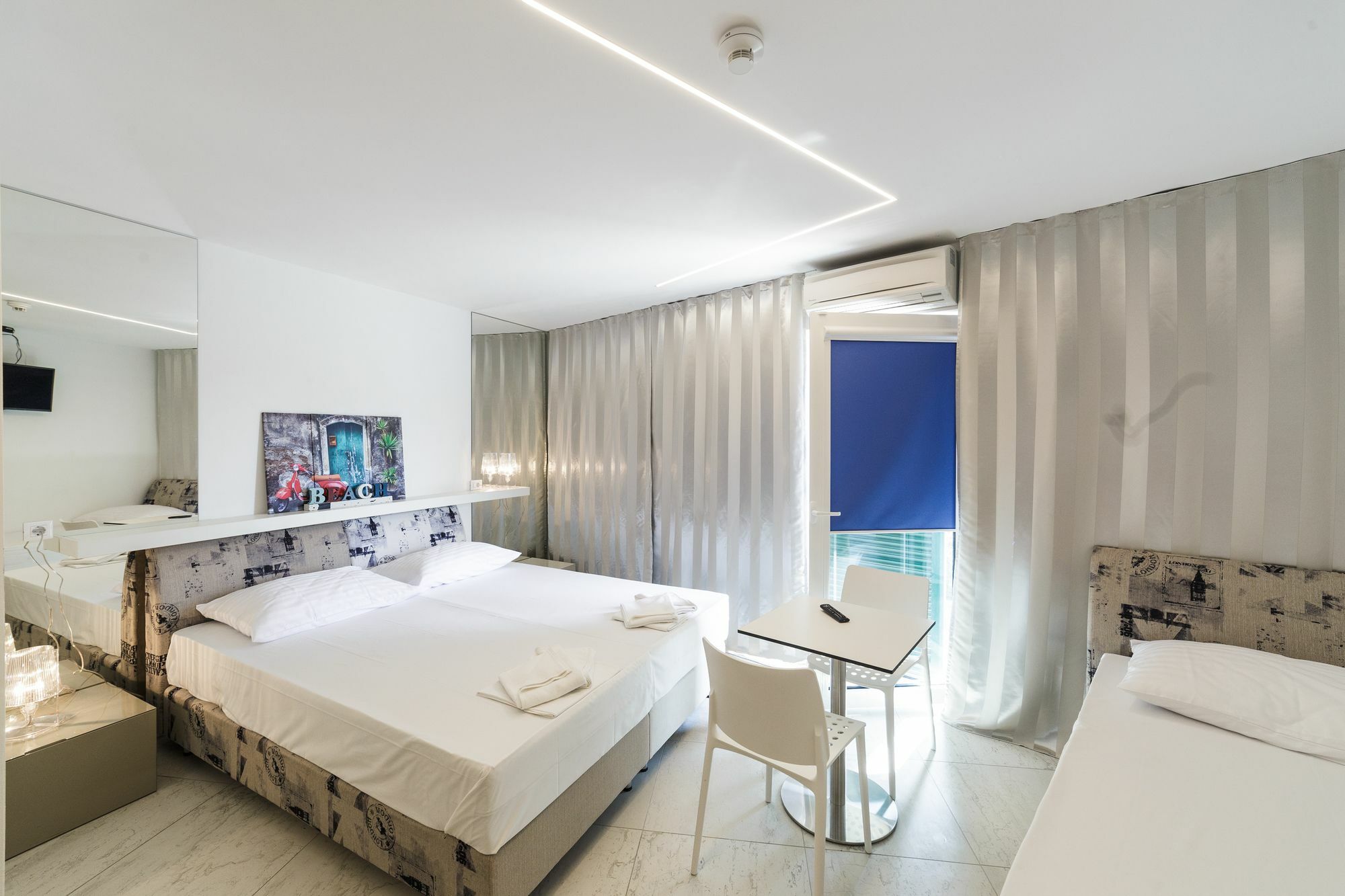 Hotel Pansion Sretno Pasko Sunce Novalja Eksteriør billede